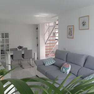  Apartamento Gatu Elena, Dúplex En El Manantial